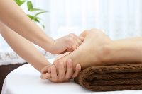 かかとのがさがさ、ひび割れを川崎心逢のリラックスで解消